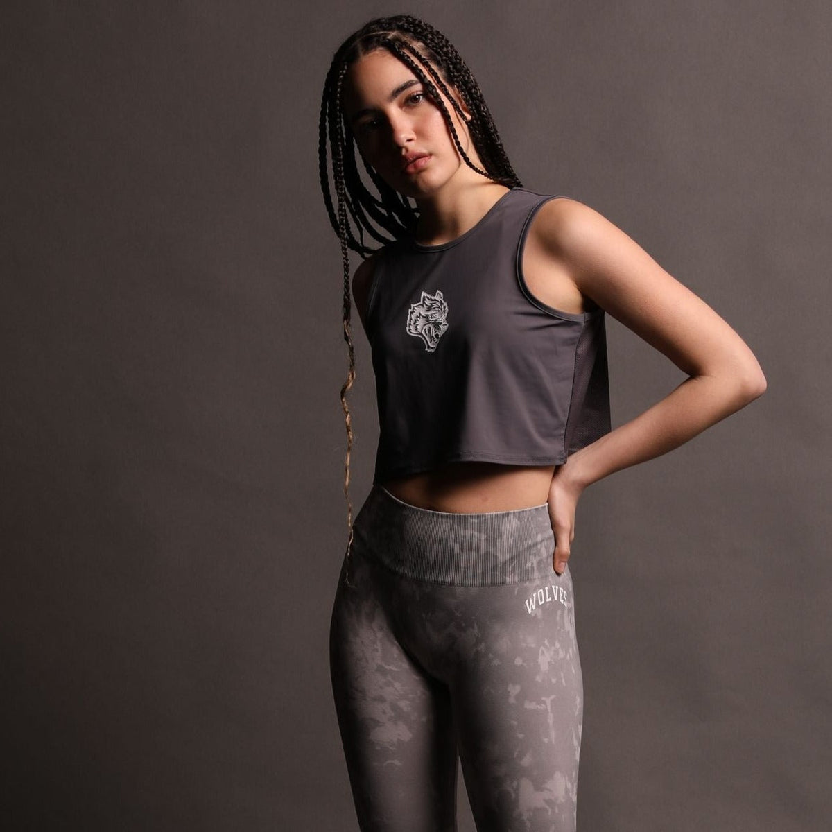 She Our Grit "Dry Wolf" Training Tank in Slate - imagem 2
