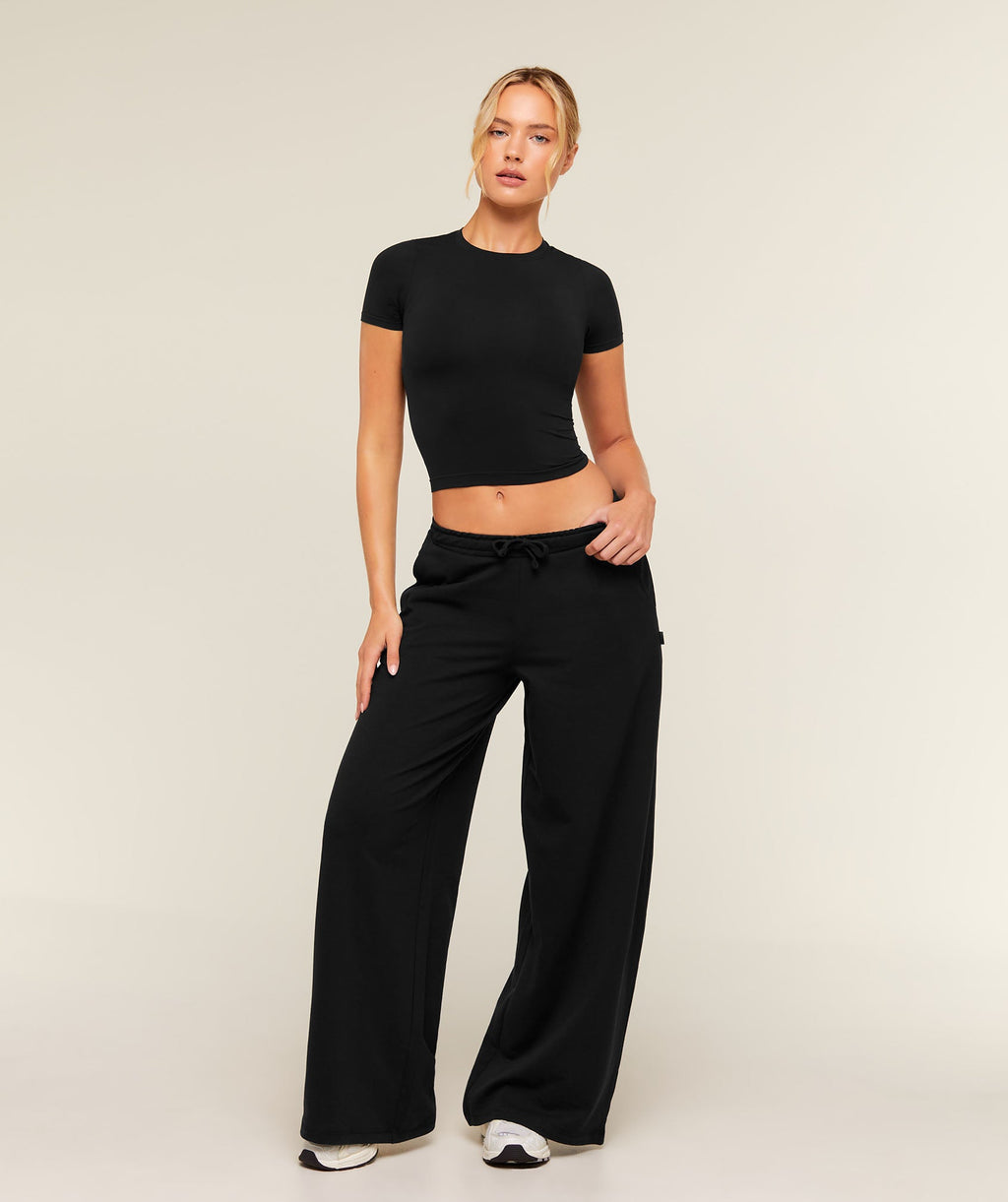 FeatherForm Short Sleeve T-Shirt - Black — imagem 5