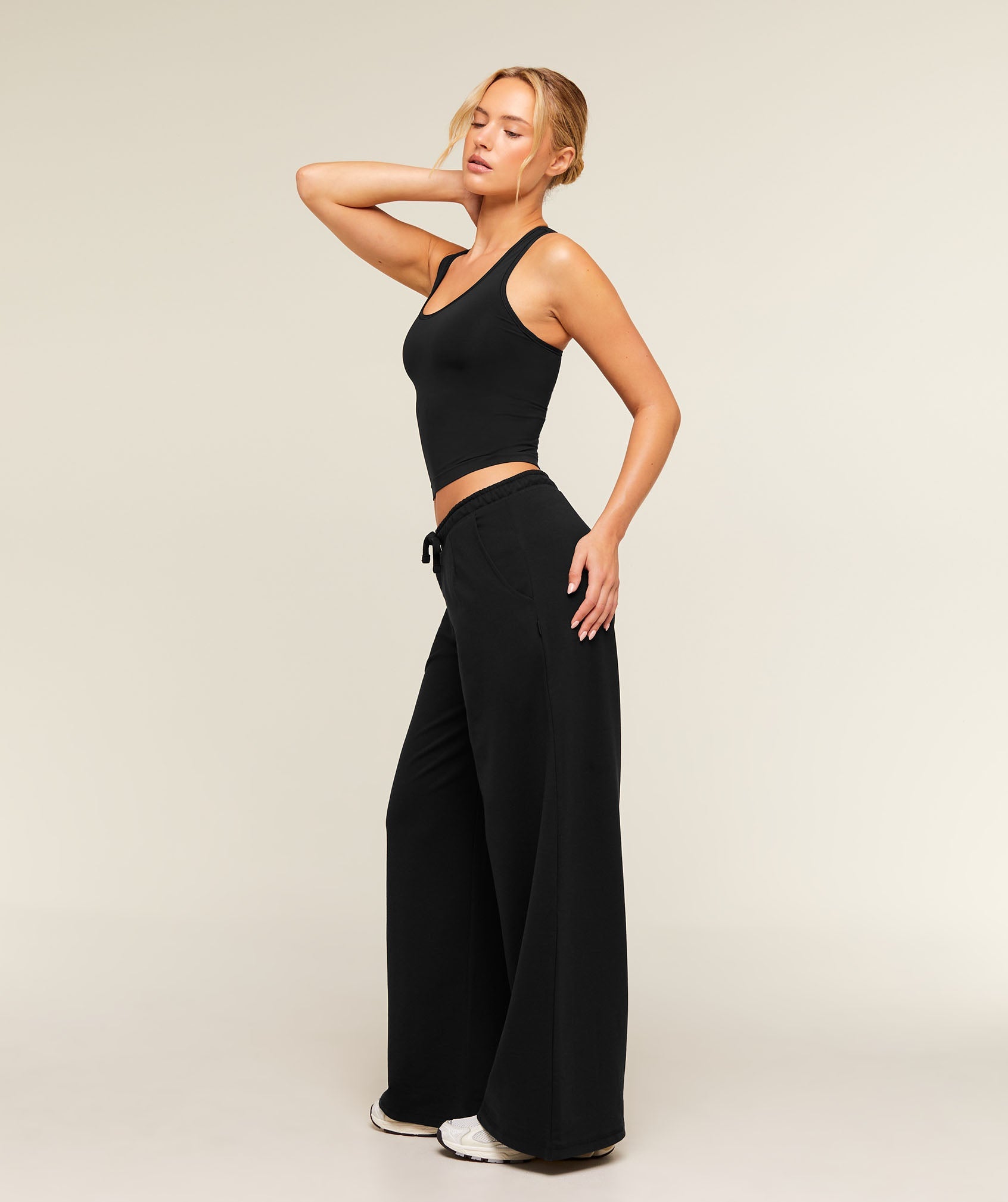 FeatherForm Tank - Black — imagem 6