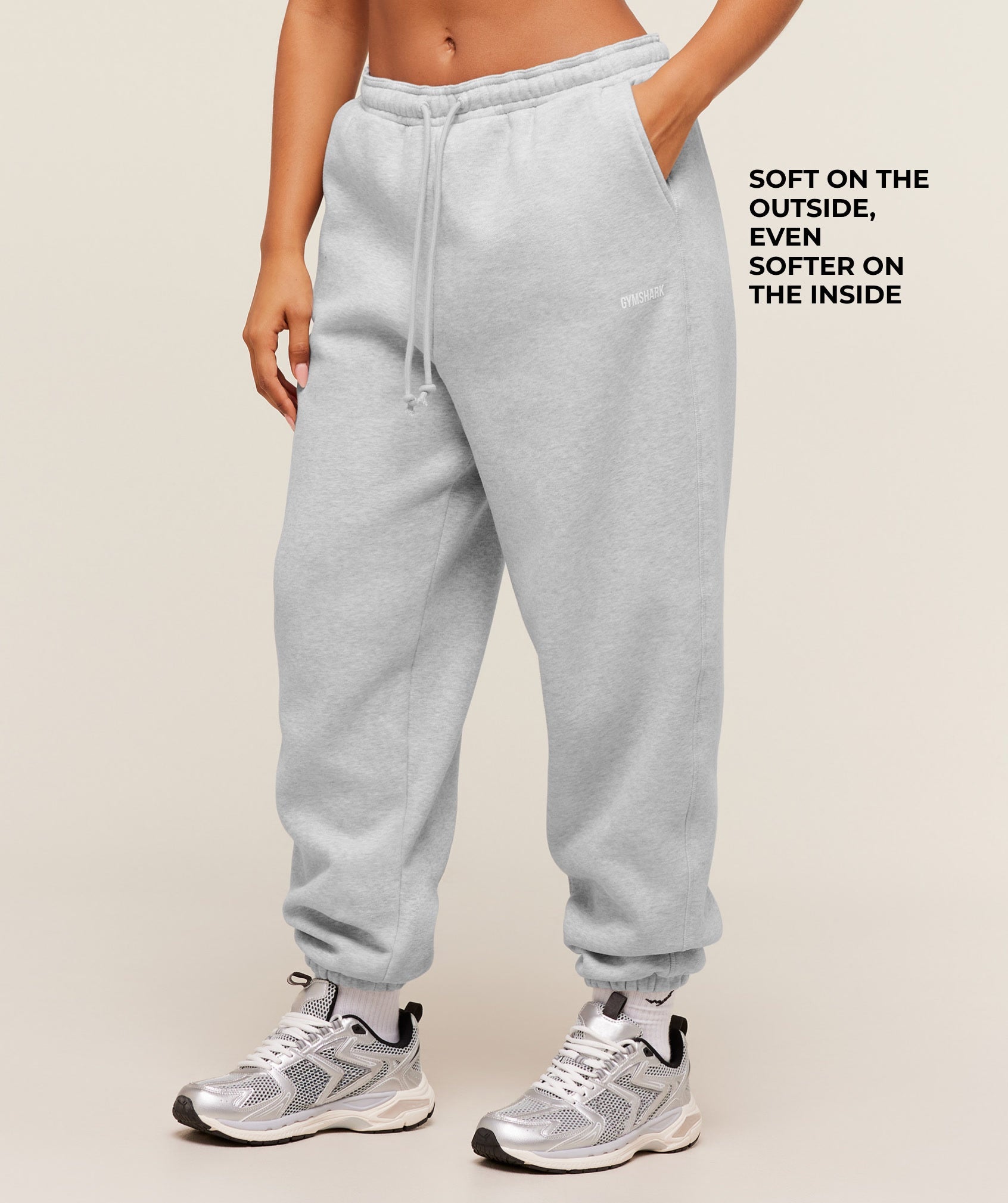 Cosy Luxe Cuffed Joggers - Soft Grey Marl — imagem 2