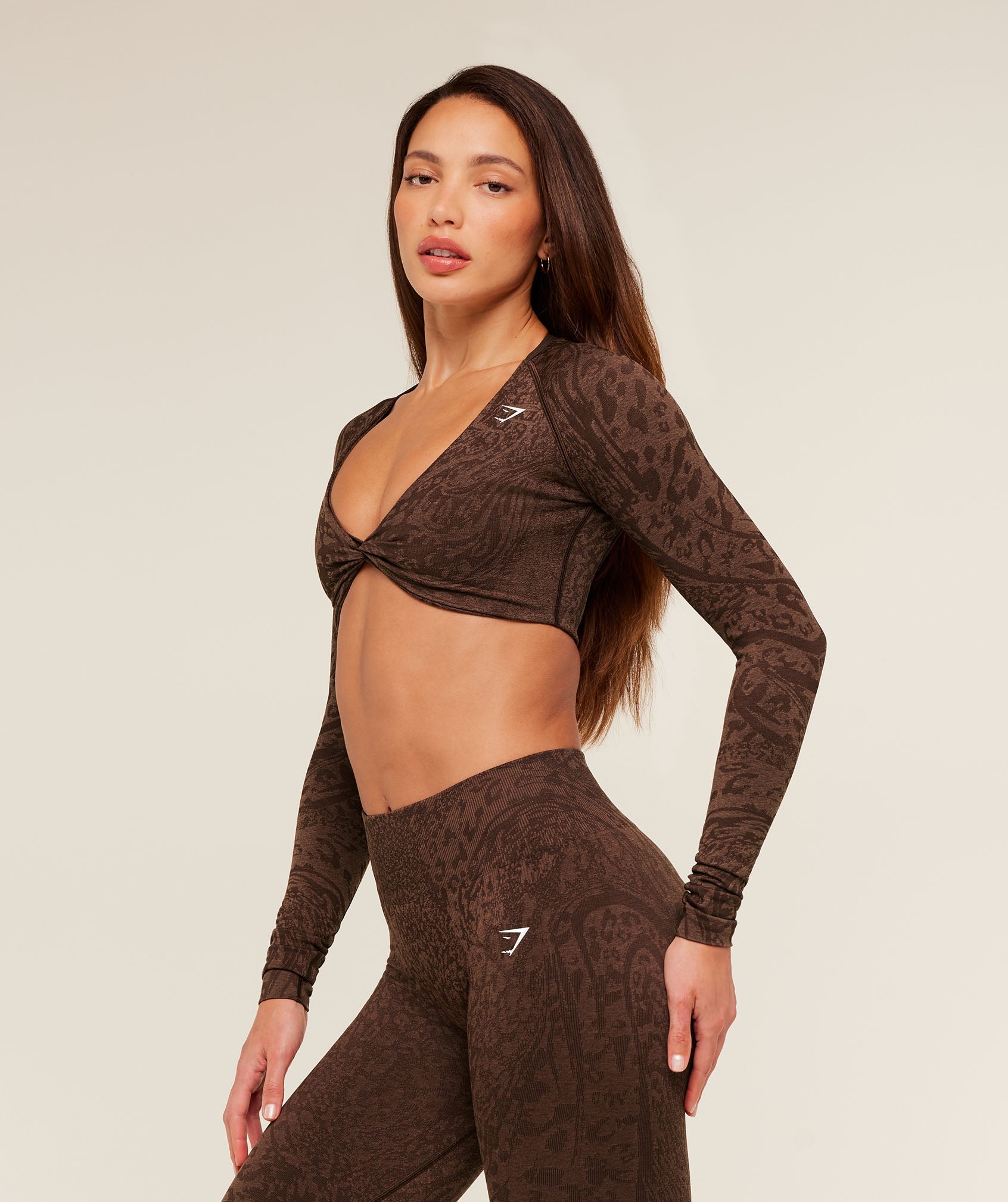 Adapt Animal X Whitney Long Sleeve Crop Top - Archive Brown /  Soft Brown — imagem 4