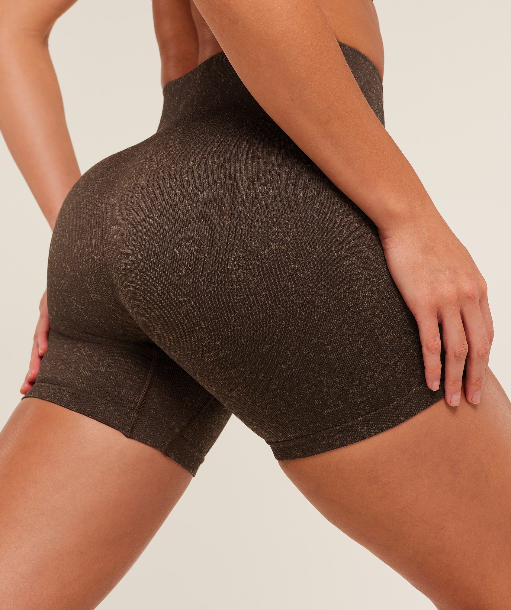 Adapt Fleck Seamless Shorts - Archive Brown/Lifestyle Brown — imagem 6