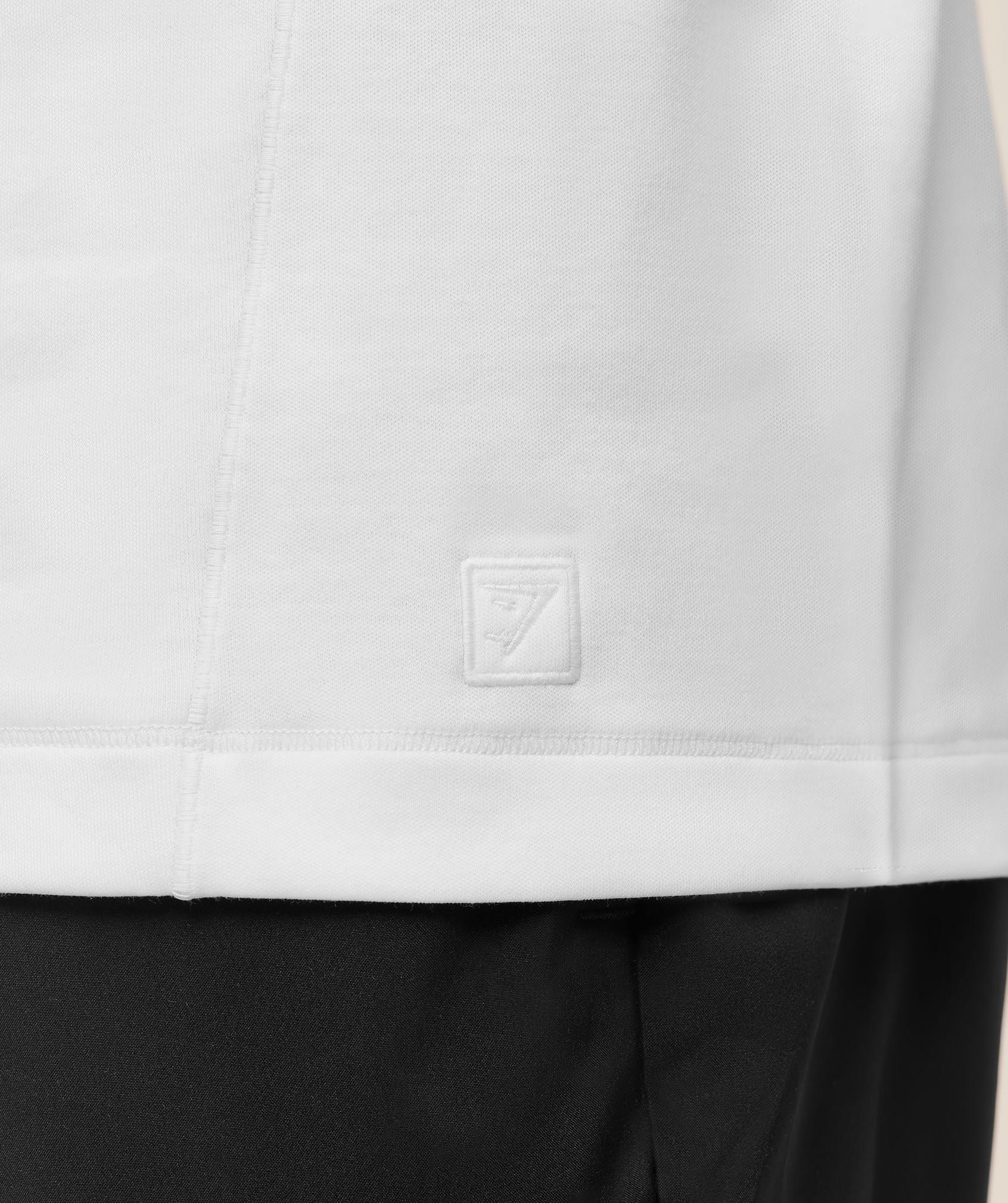 Off Duty T-Shirt - White — imagem 7