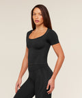 Weekend Seamless Short Sleeve Top - GS Black/GS Asphalt Grey — imagem 1