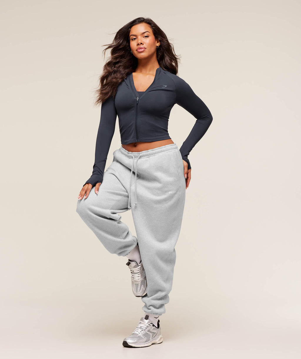 Cosy Luxe Cuffed Joggers - Soft Grey Marl — imagem 4