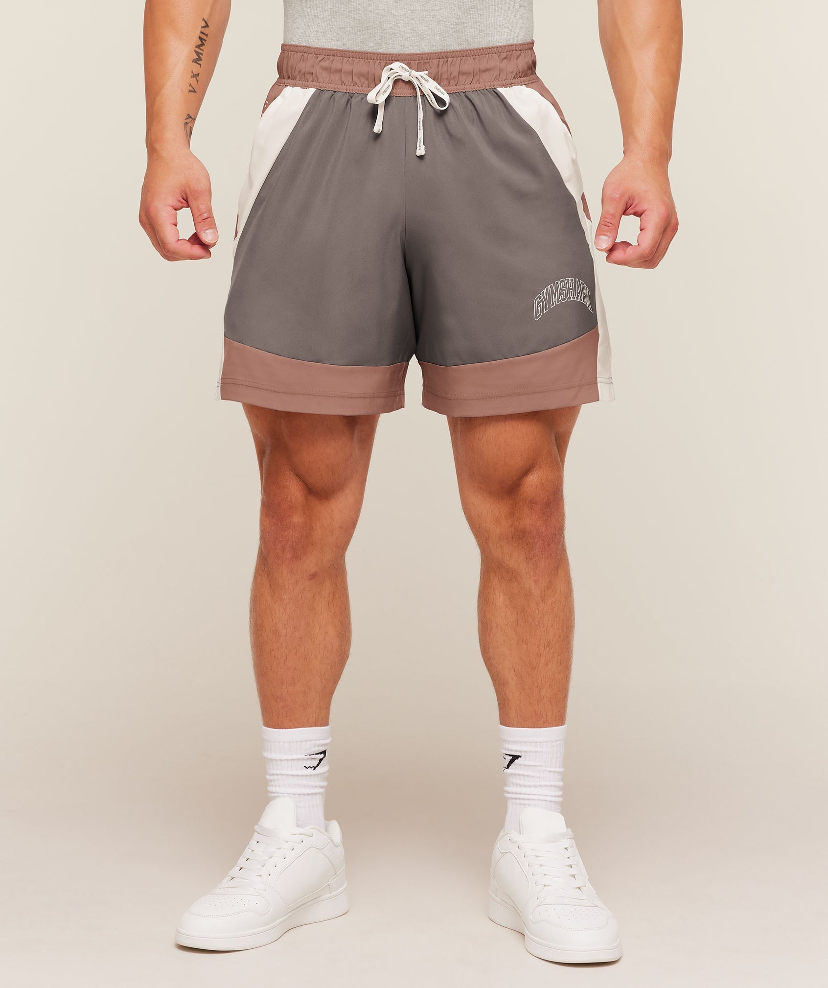 Collegiate Tech Shorts - Taupe Brown — imagem 1