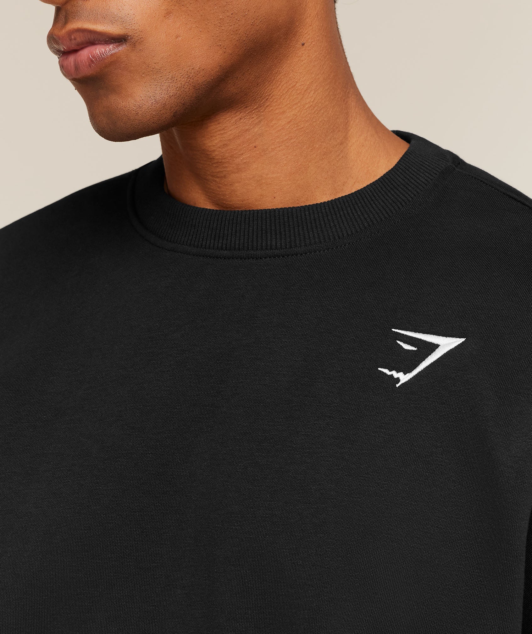 Oversized Crest Crew - Black — imagem 4
