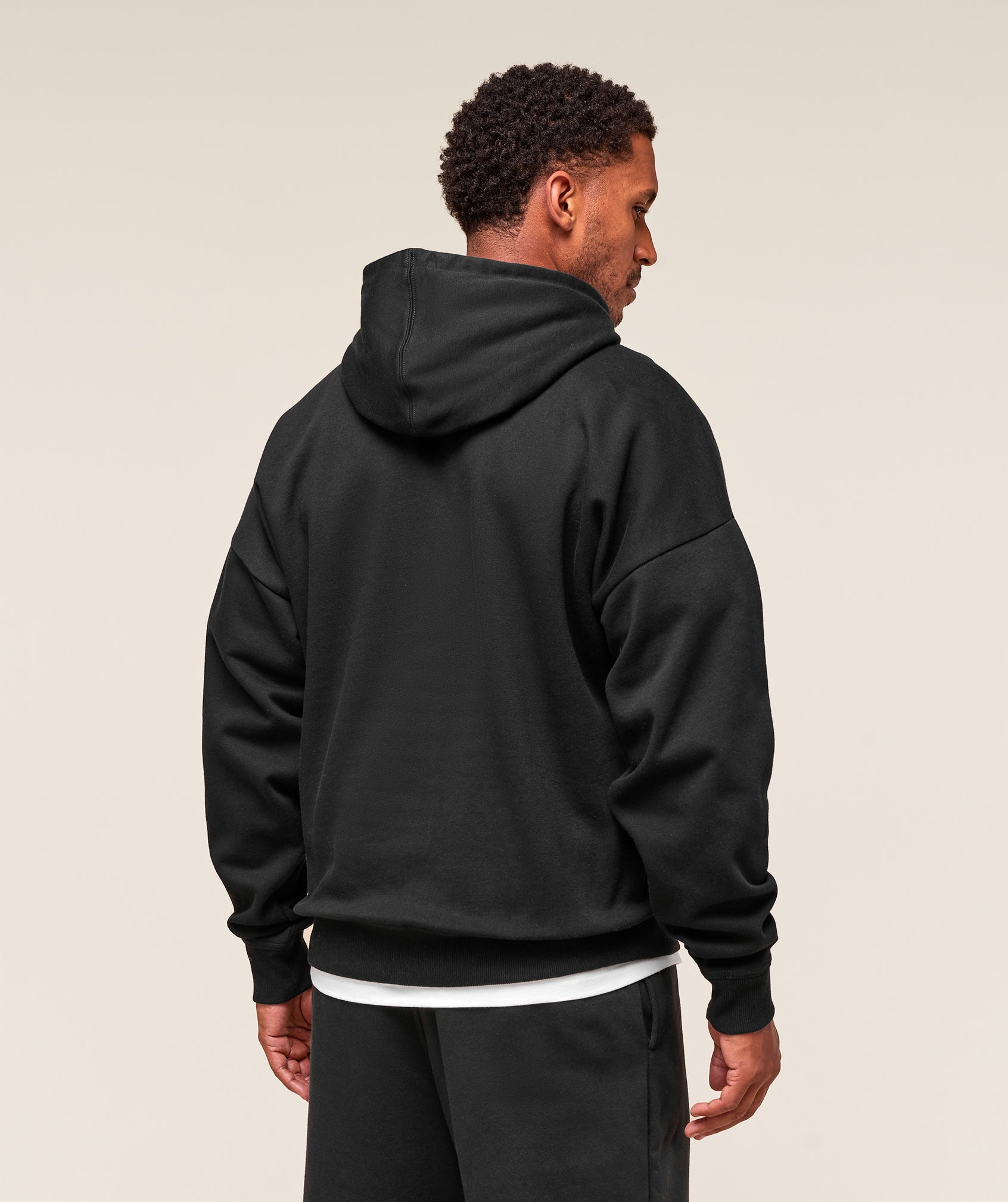 Crest Oversized Hoodie - Black — imagem 2