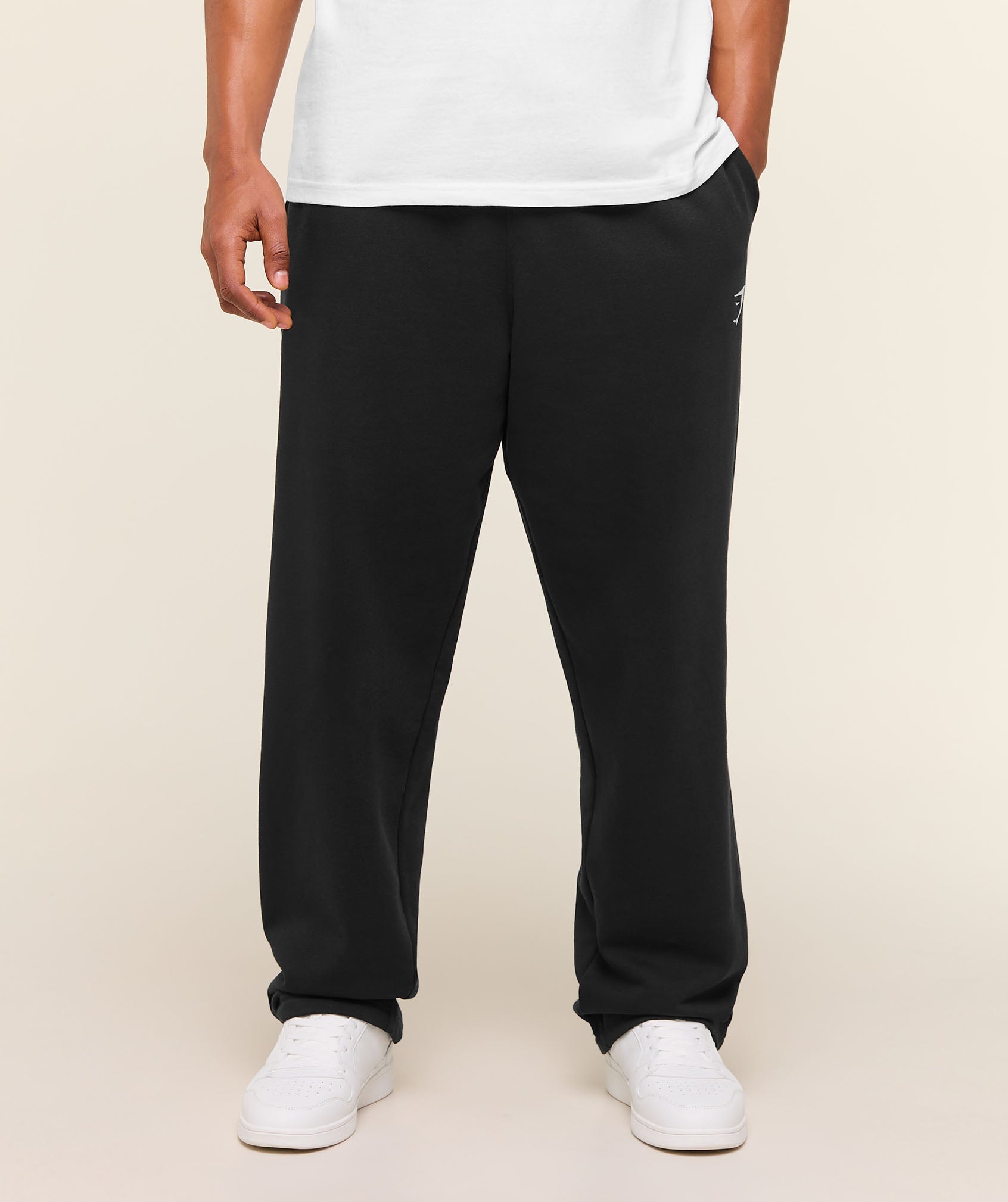 Crest Straight Leg Joggers - Black — imagem 1