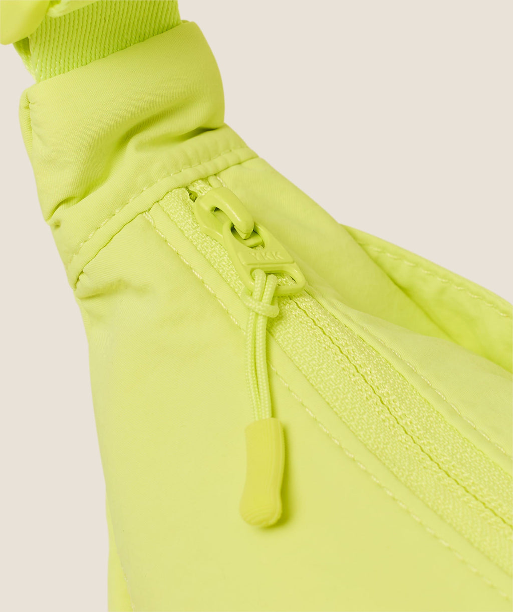 Pleat Crossbody - Sorbet Yellow — imagem 4