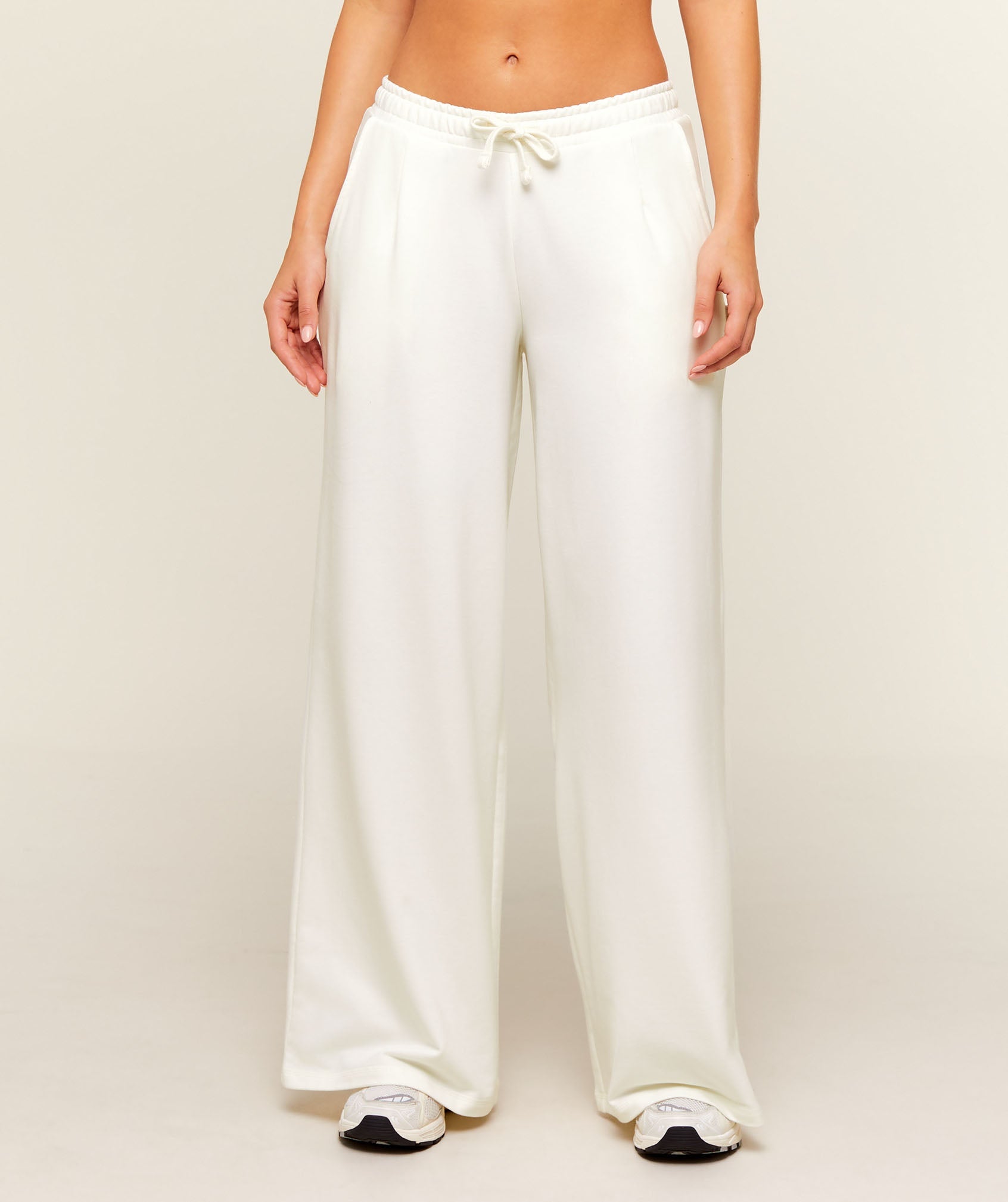 Lightweight Wide Leg Pants Regular - Soft White — imagem 1