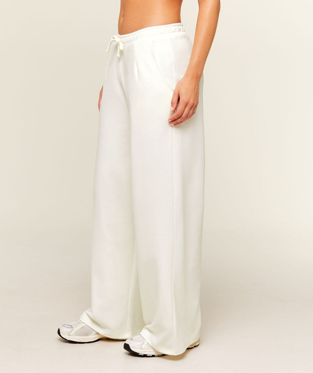 Lightweight Wide Leg Pants Regular - Soft White — imagem 4