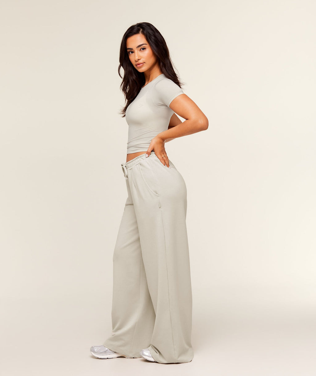 Lightweight Wide Leg Pant Short - Pebble Grey — imagem 5