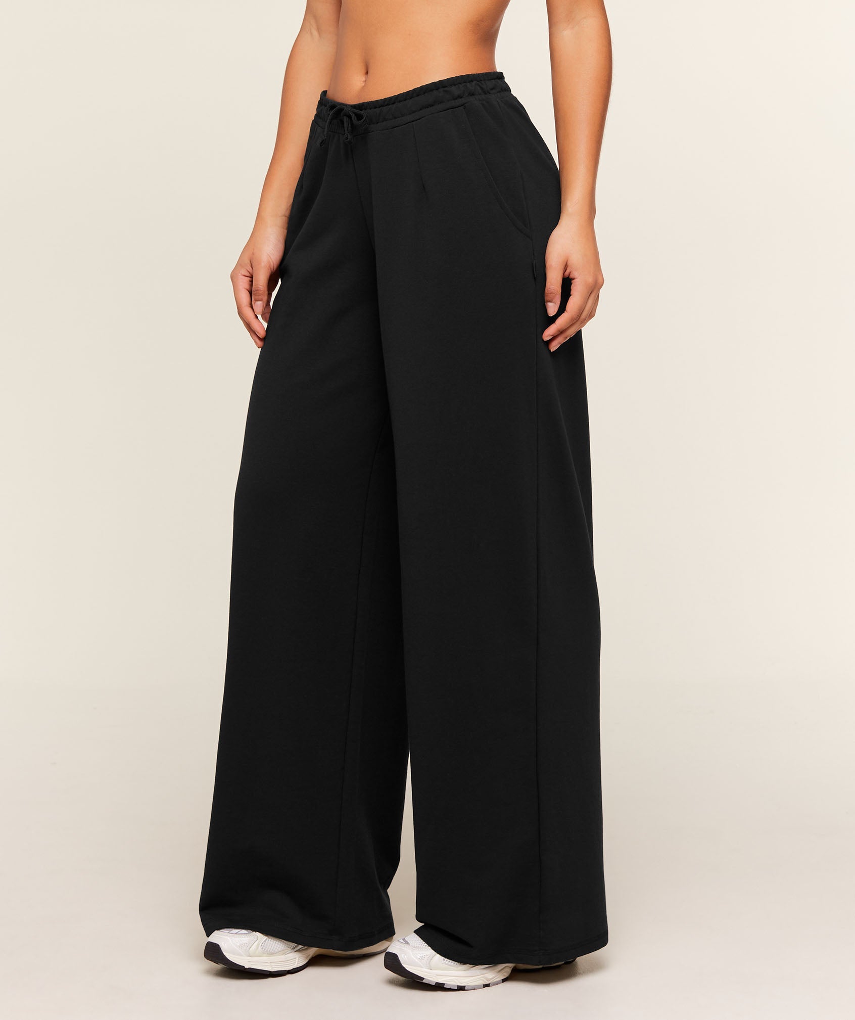 Lightweight Wide Leg Pant Tall - Black — imagem 4