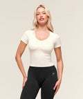 Everyday Seamless Tight Fit Crew Neck Tee - Soft White — imagem 1