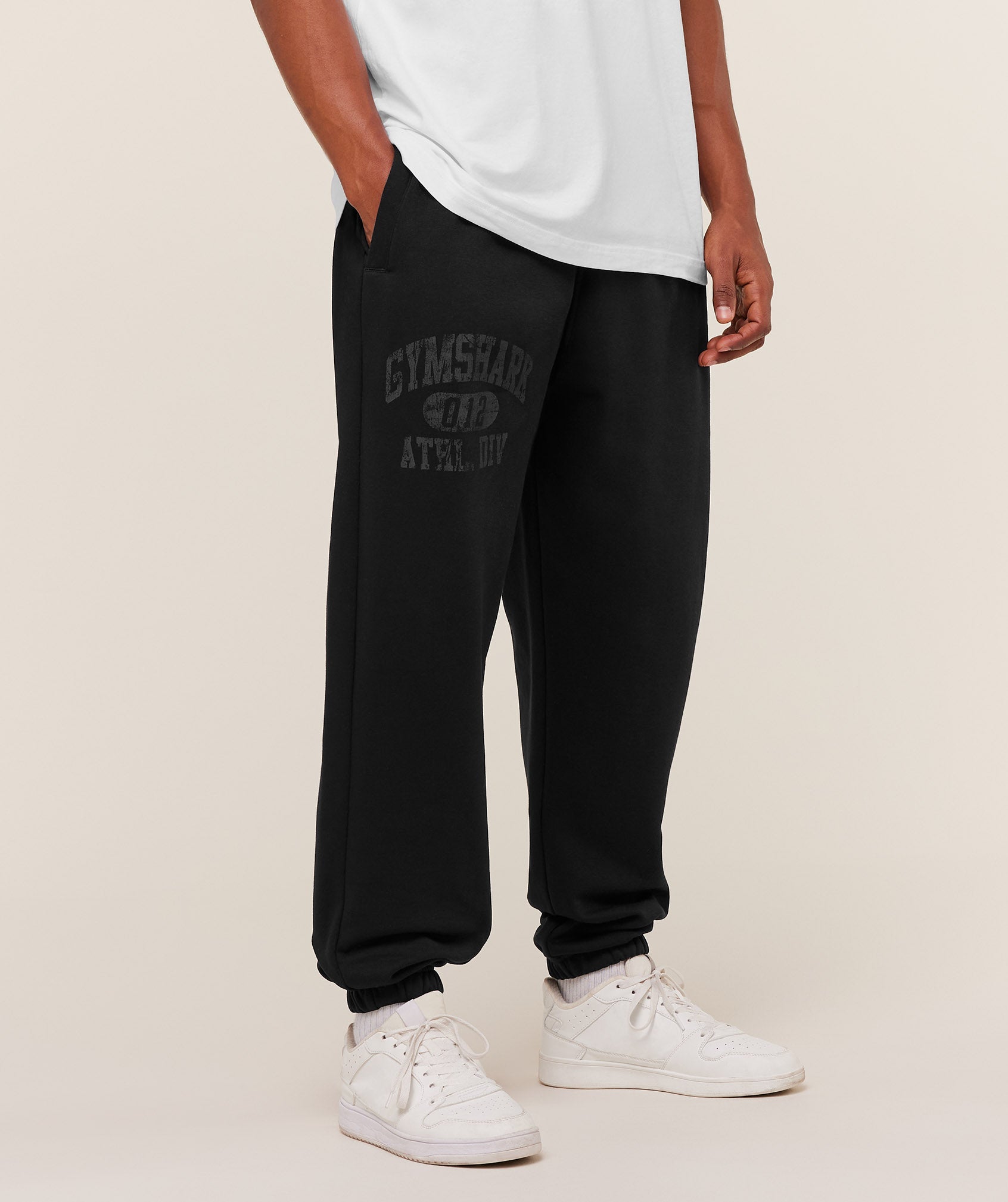 Athletic Division Graphic Joggers - GS Black — imagem 3