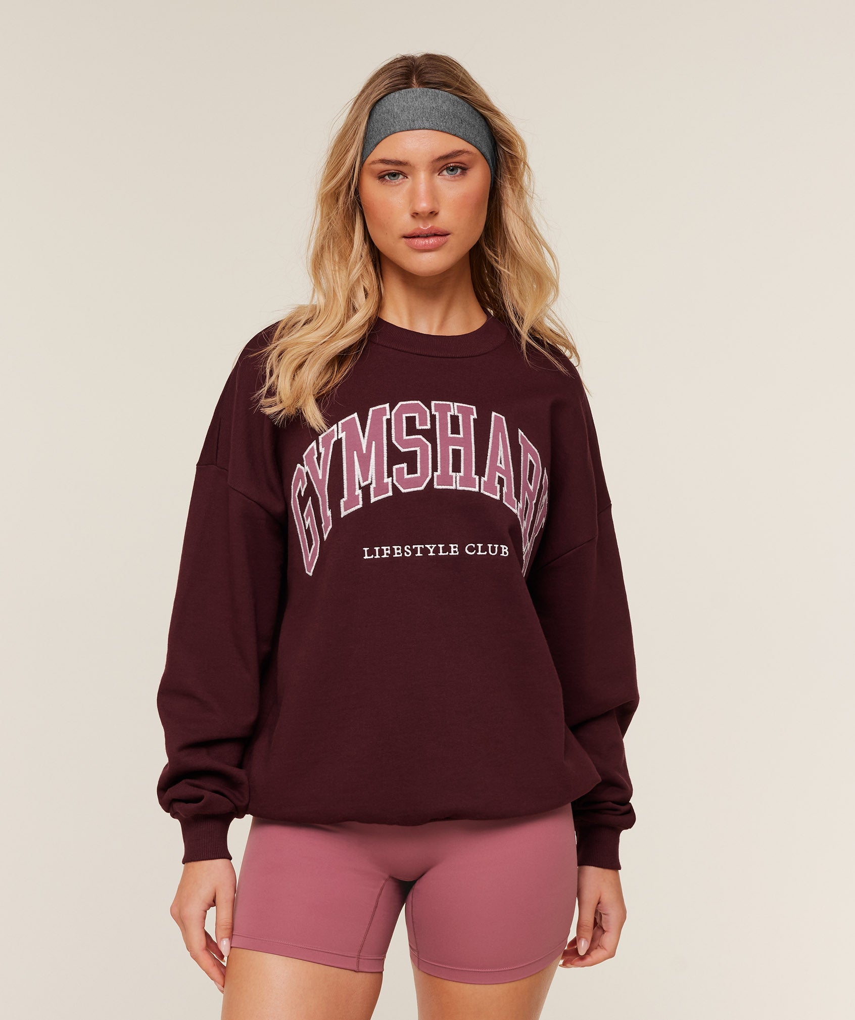 Collegiate Graphic Crew Neck Pullover - GS Rich Maroon — imagem 1
