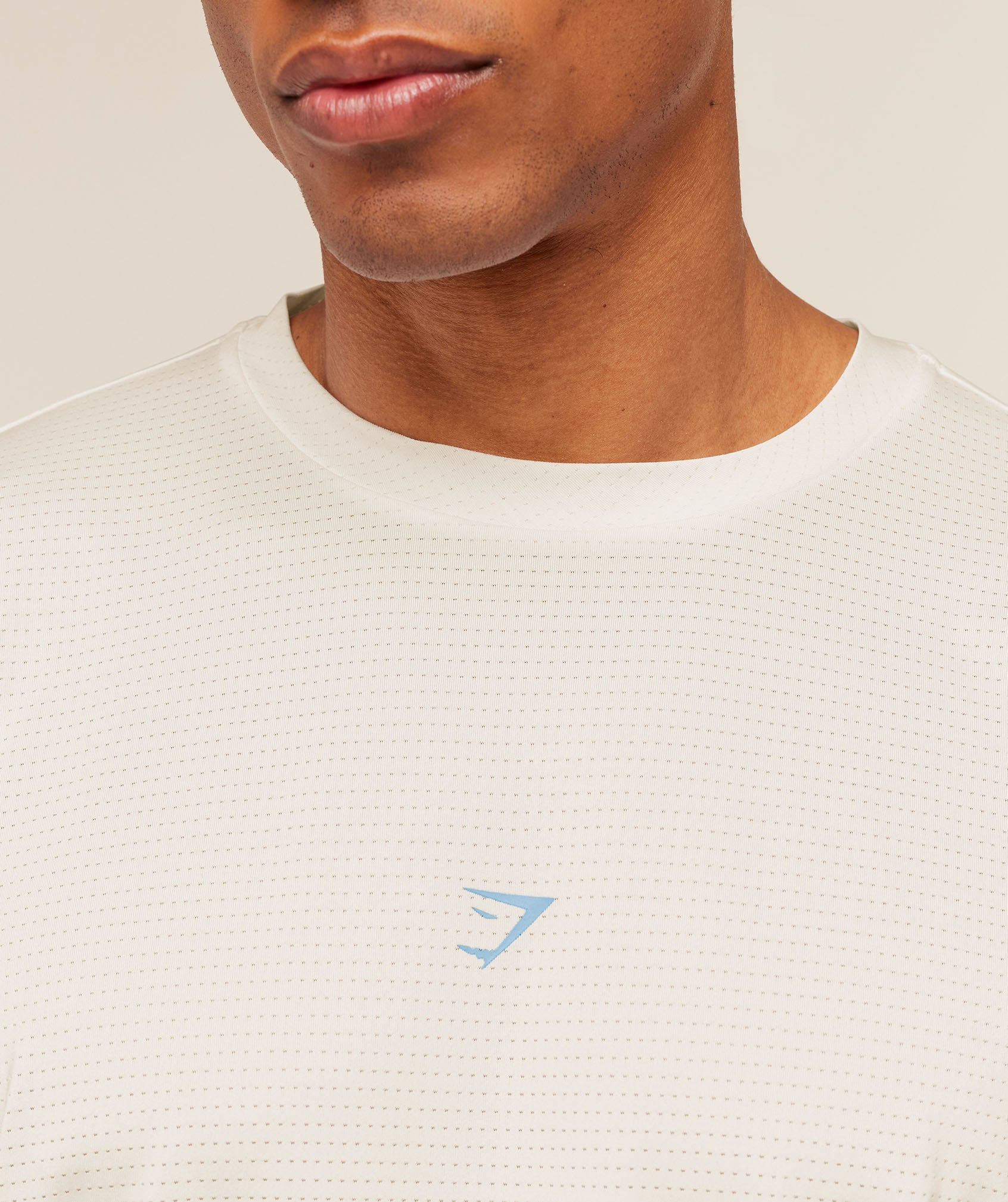 GSRC Stencil Graphic T-Shirt - Soft White — imagem 6