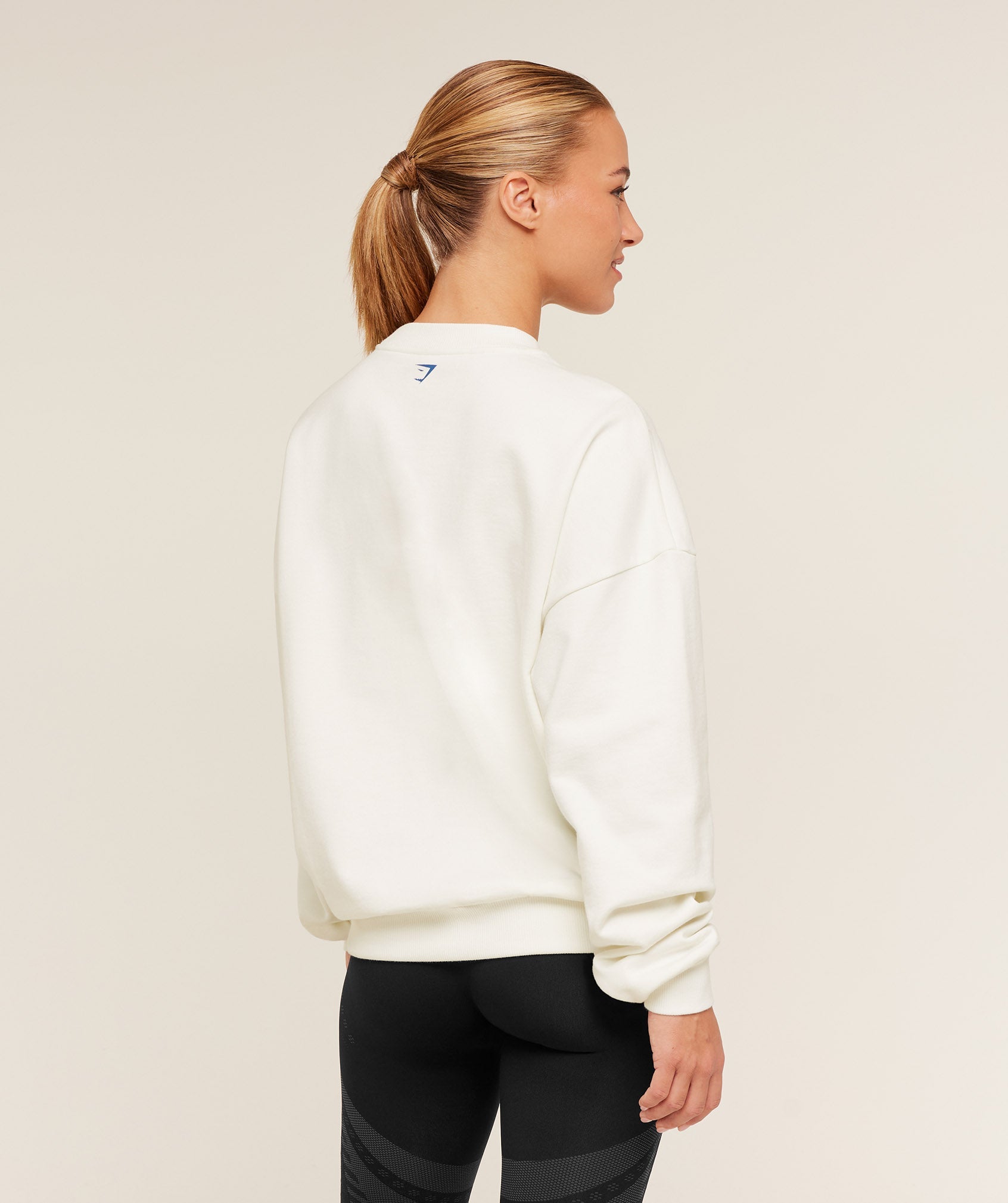 Run Club Graphic Sweatshirt - GS Soft White — imagem 2