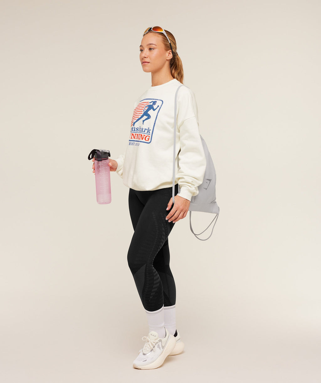 Run Club Graphic Sweatshirt - GS Soft White — imagem 4