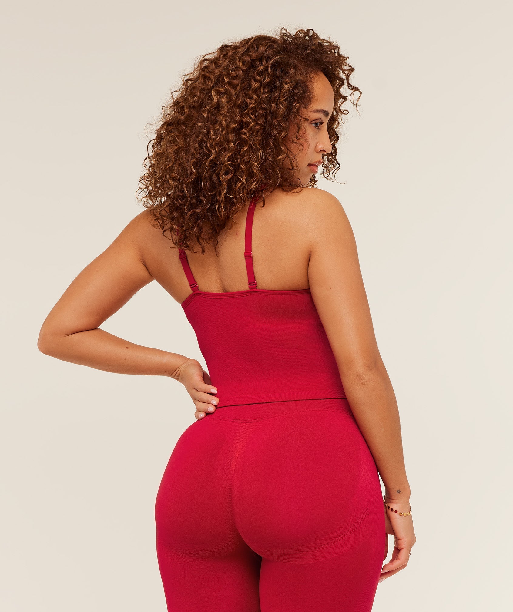 Lift Seamless Tank with Shelf - Carmine Red — imagem 3