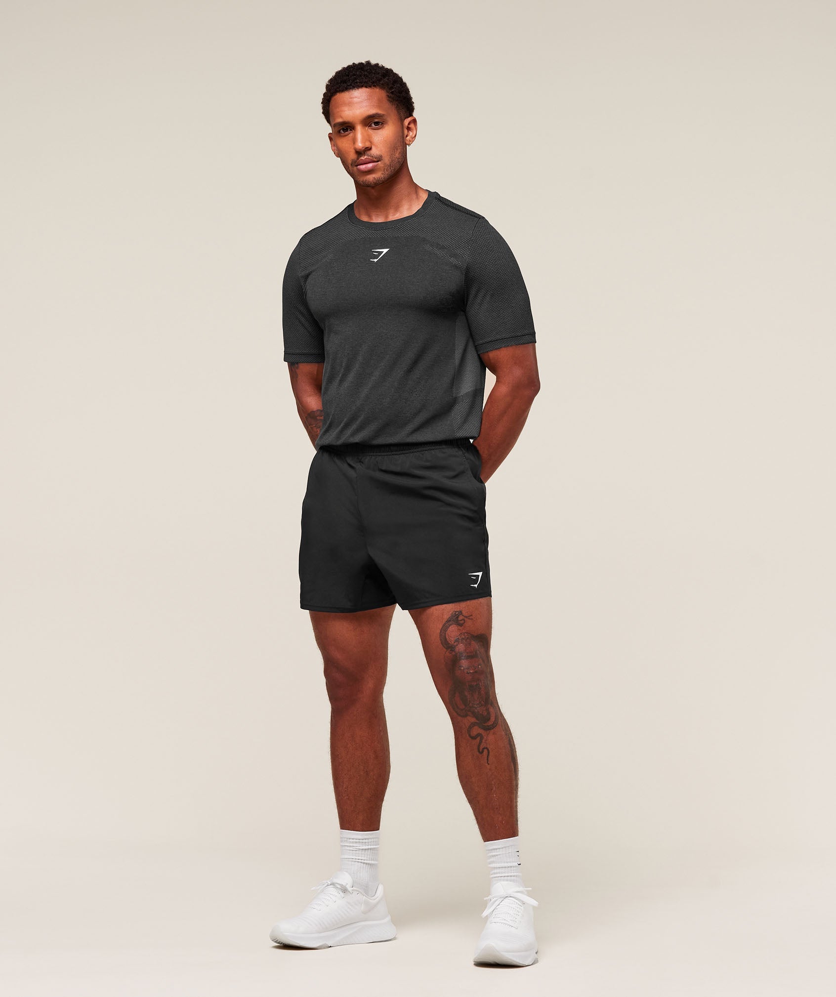 Lightweight Seamless T-Shirt - Black/Silhouette Grey — imagem 4