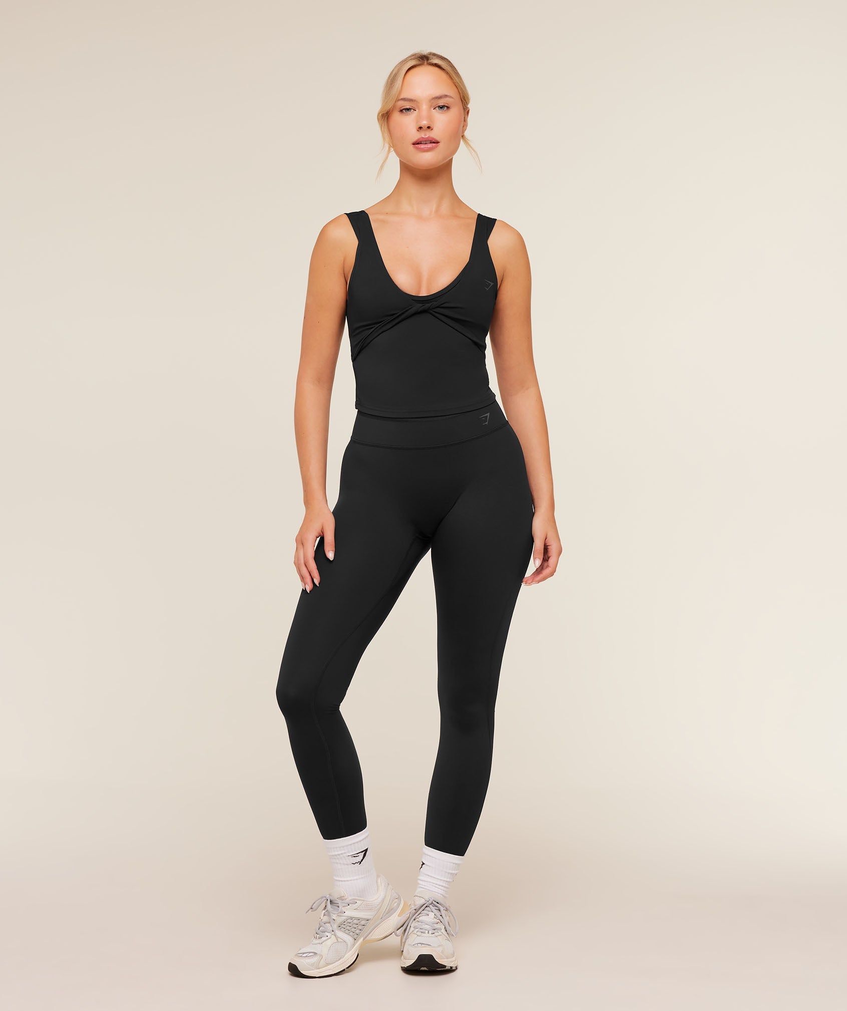 Crossover Back Leggings - Black — imagem 6