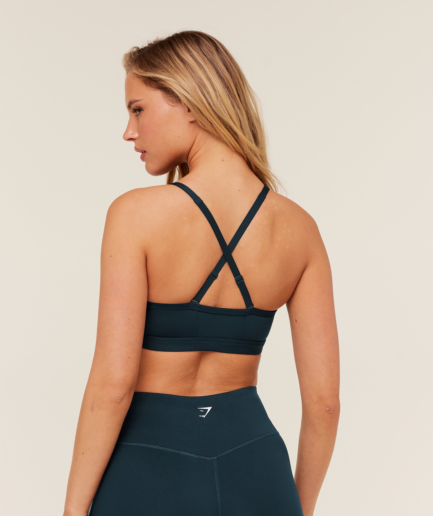 Ruched Sports Bra - Deep Petrol Blue — imagem 2