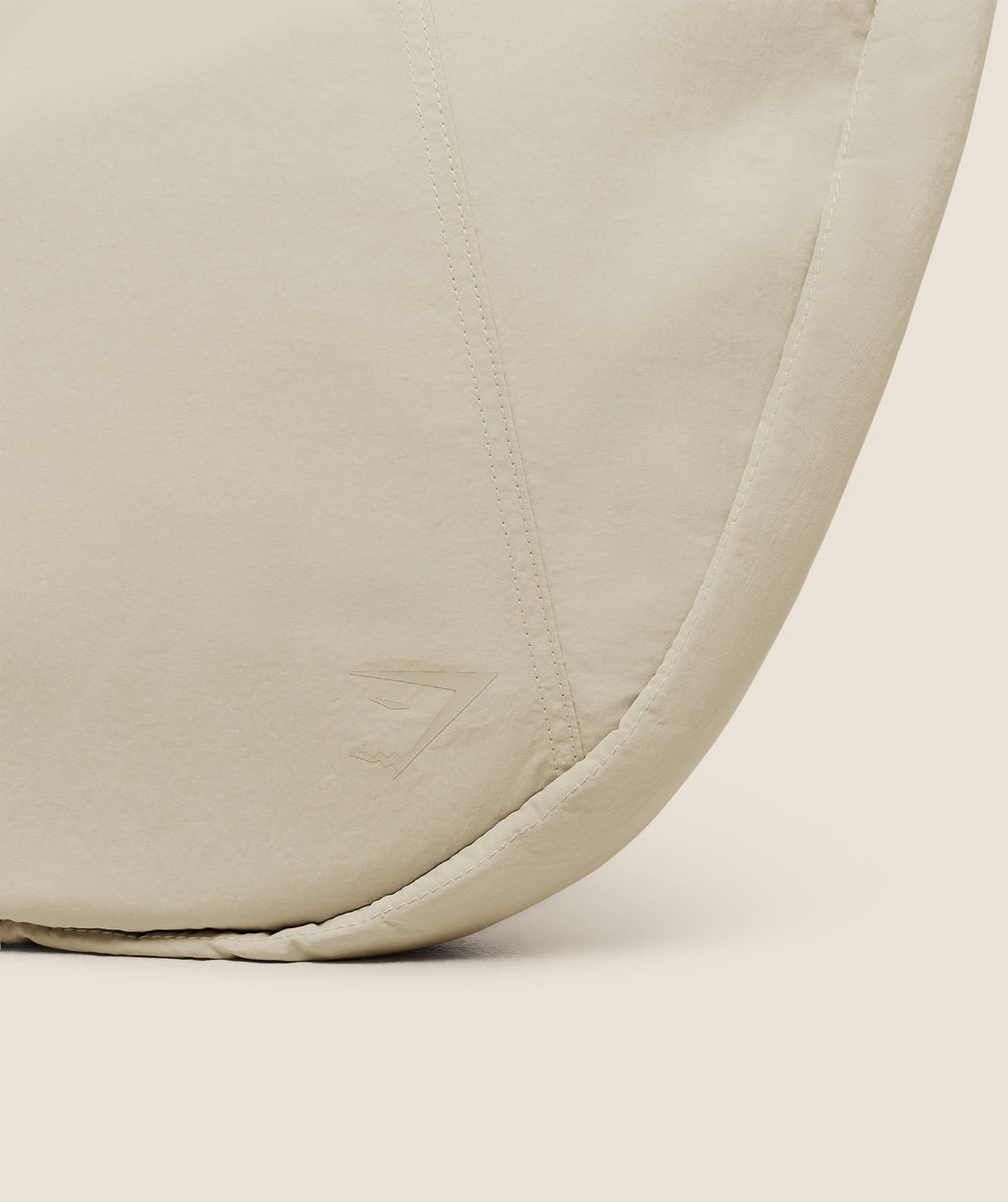 Large Pleat Crossbody - Pebble Grey — imagem 5
