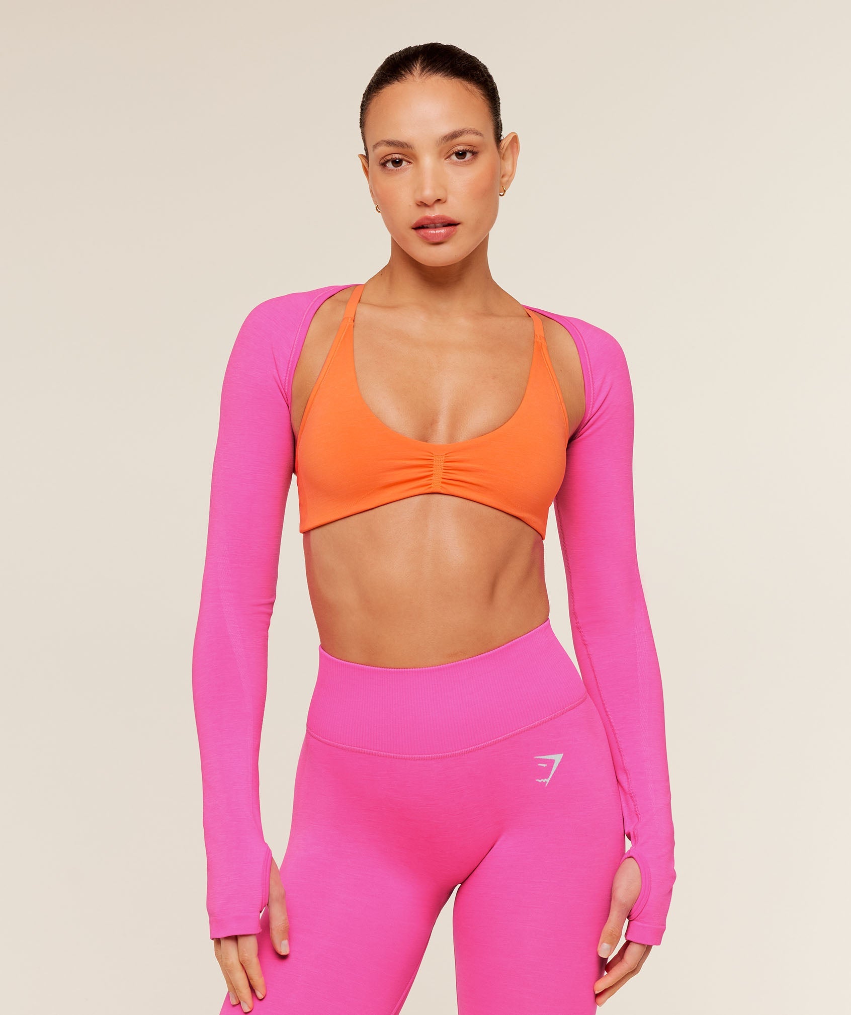 Interval Seamless Shrug - Electric Pink — imagem 1