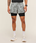 Running Elite 2 in 1 5" Shorts - Smokey Grey/Black — imagem 1