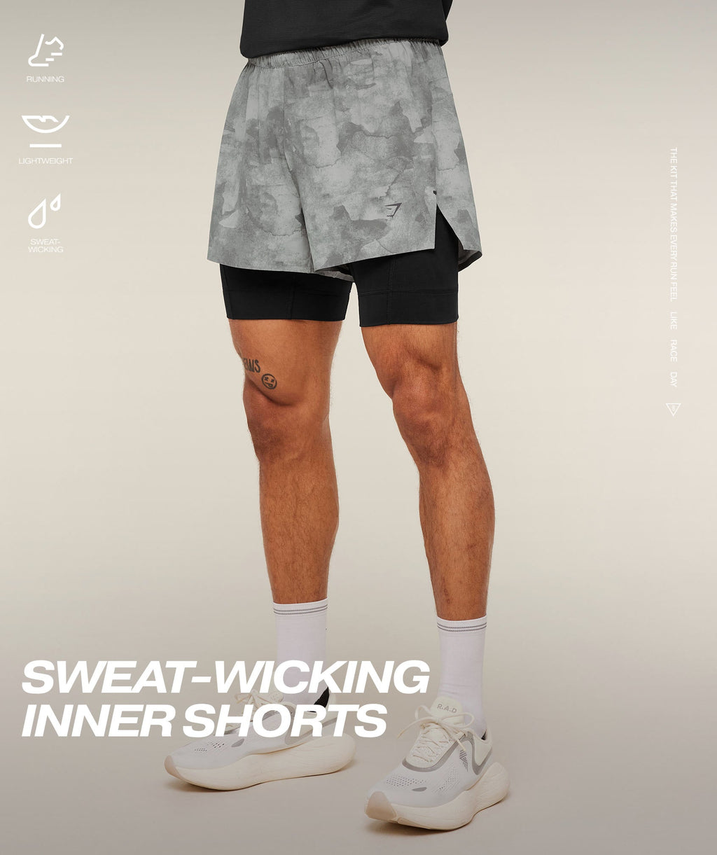 Running Elite 2 in 1 5" Shorts - Smokey Grey/Black — imagem 2