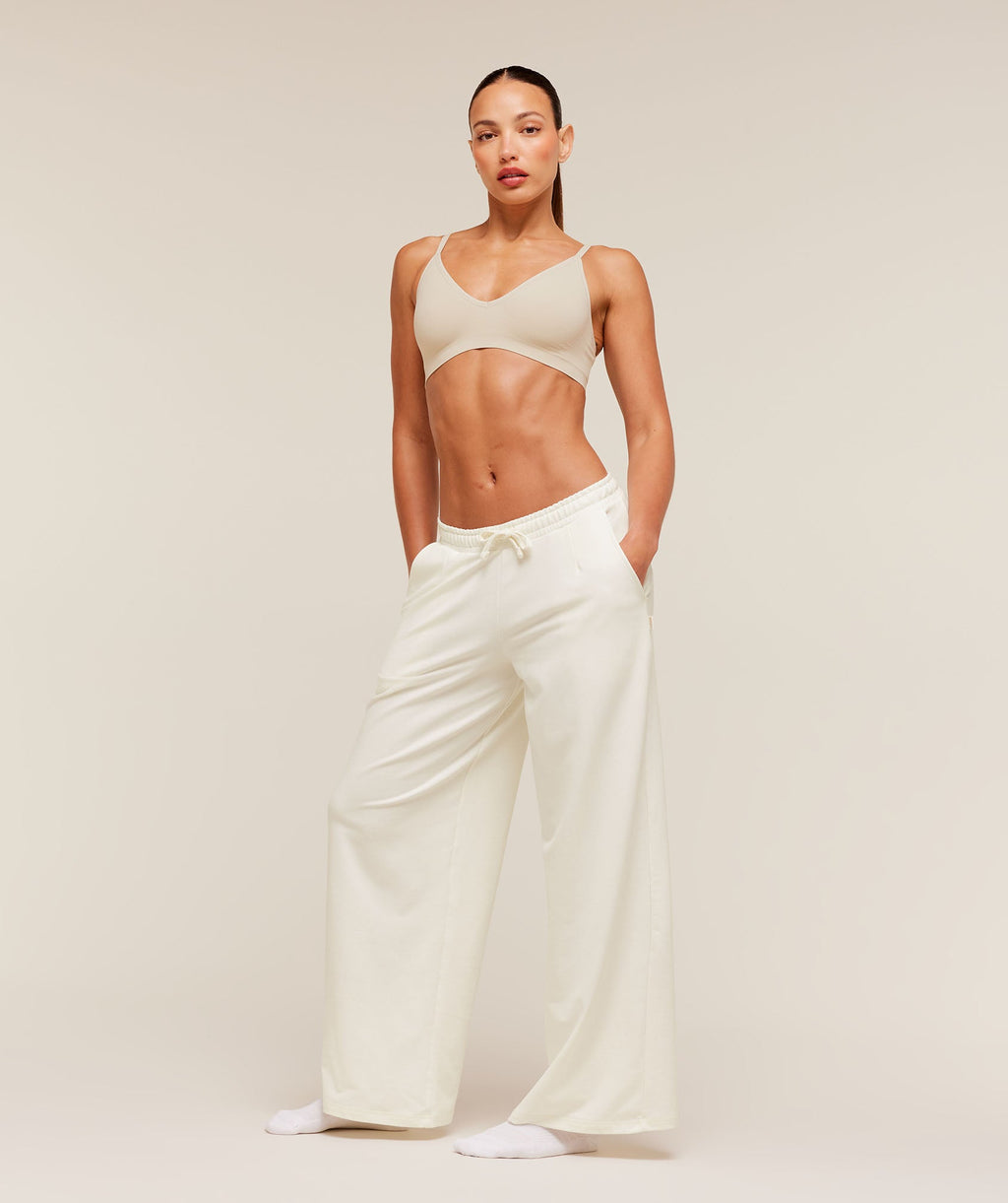 FeatherForm V-Neck Bralette - Pebble Grey — imagem 4