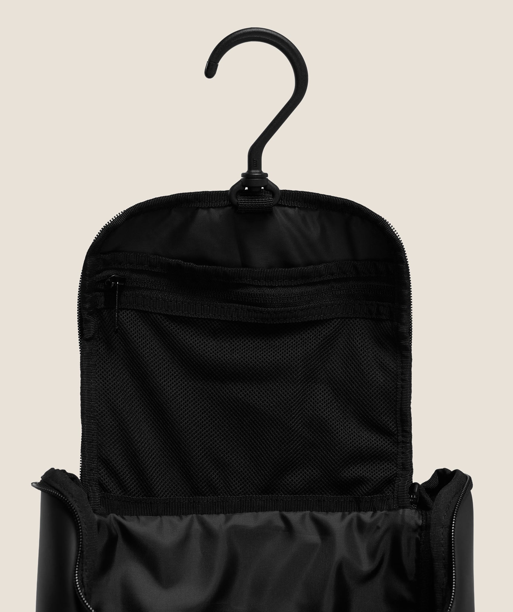 Sleek Washbag - Black — imagem 4