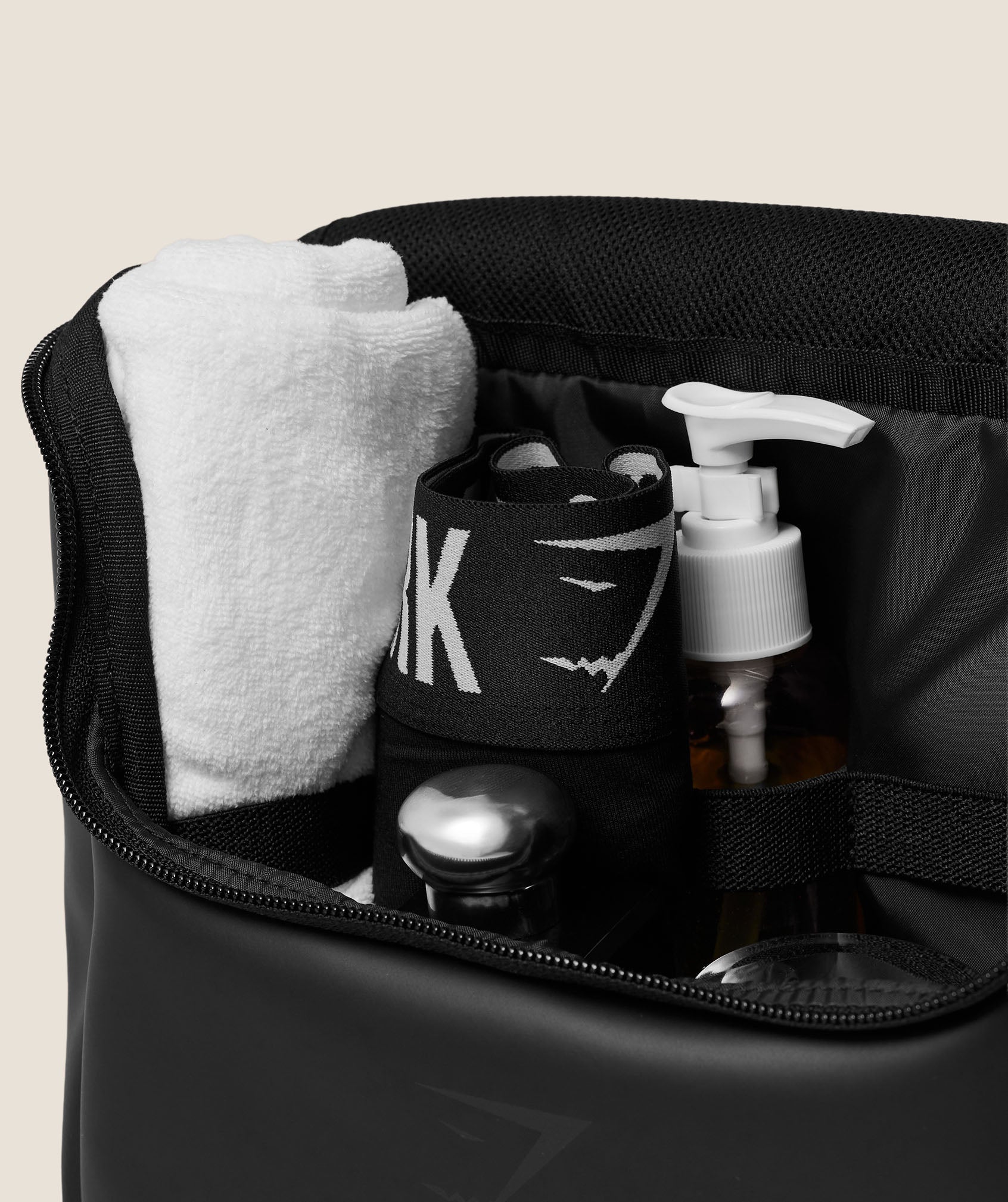 Sleek Washbag - Black — imagem 2
