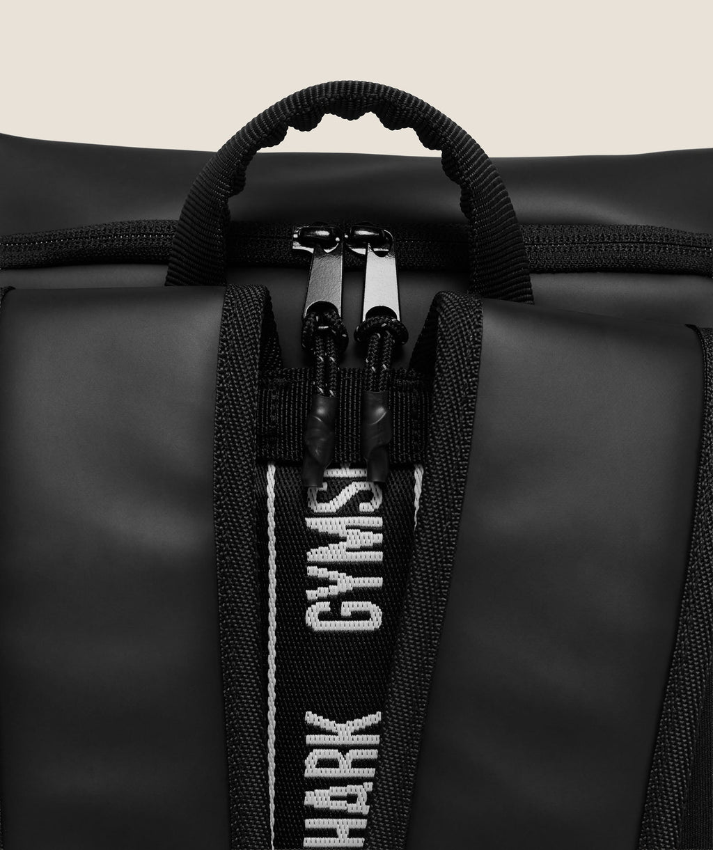 Small Sleek Backpack - Black — imagem 4