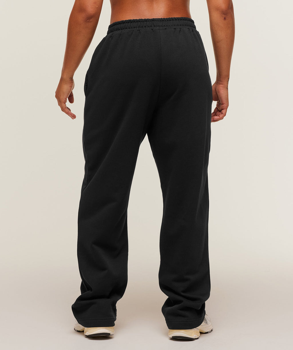 Training Fleece Straight Leg Short Pants - Black — imagem 2