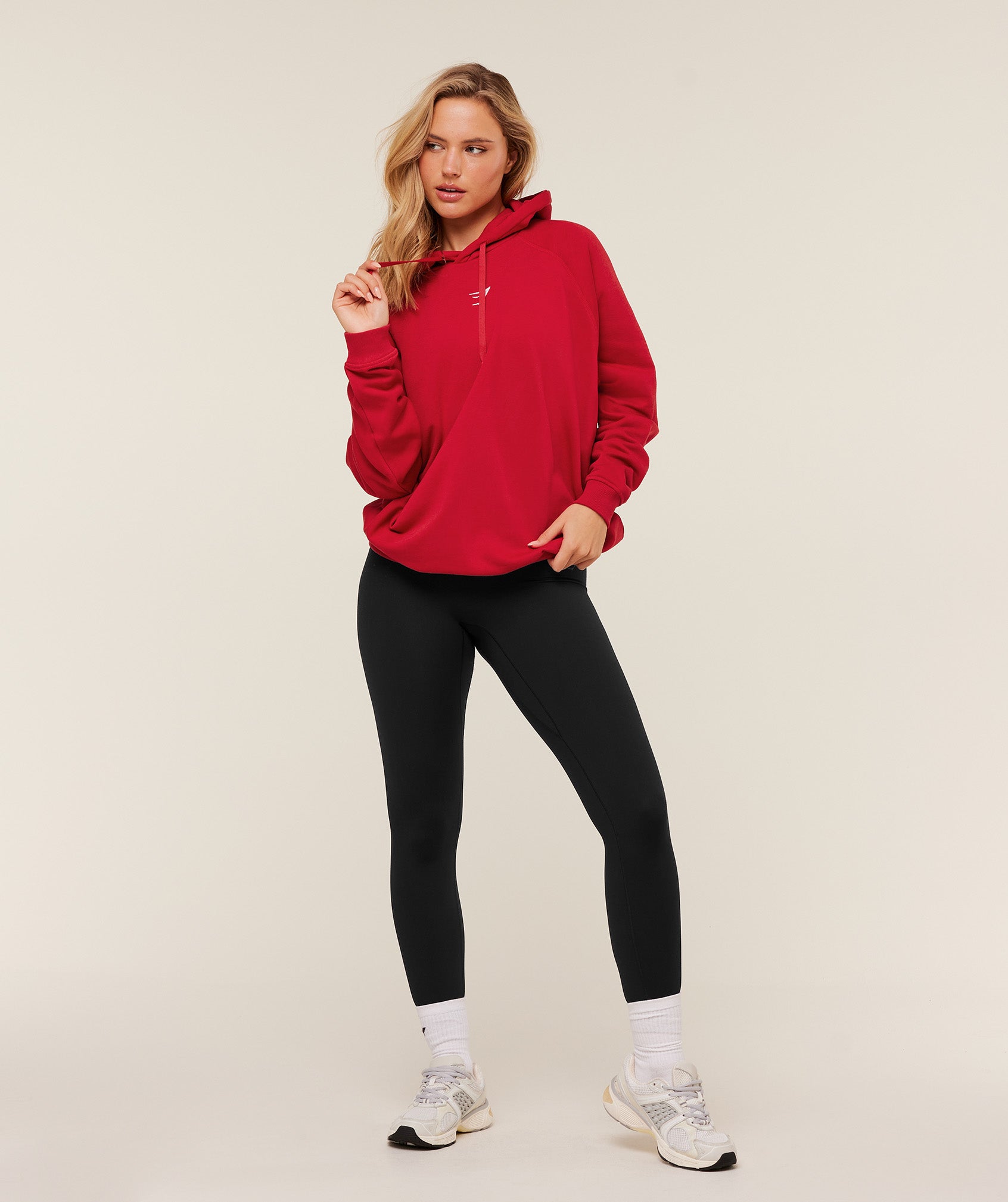 Training Oversized Fleece Hoodie - Carmine Red — imagem 4