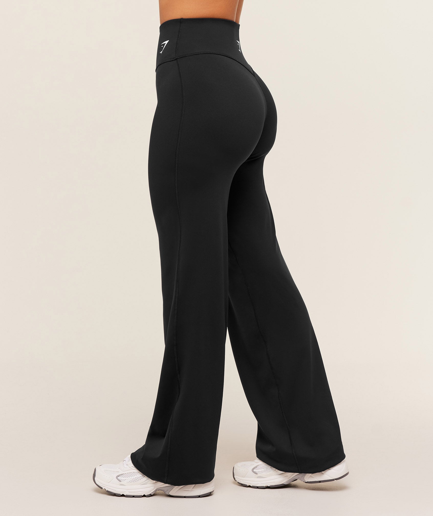 Training Straight Leg Short Leggings - GS Black — imagem 3
