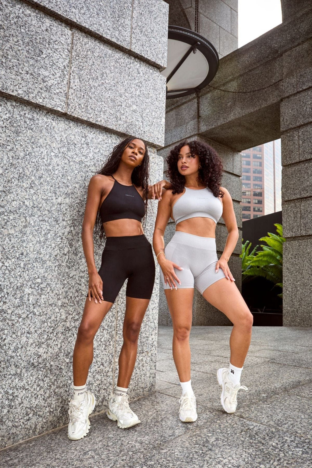 W452 Core Hourglass Bra Tank — imagem 1