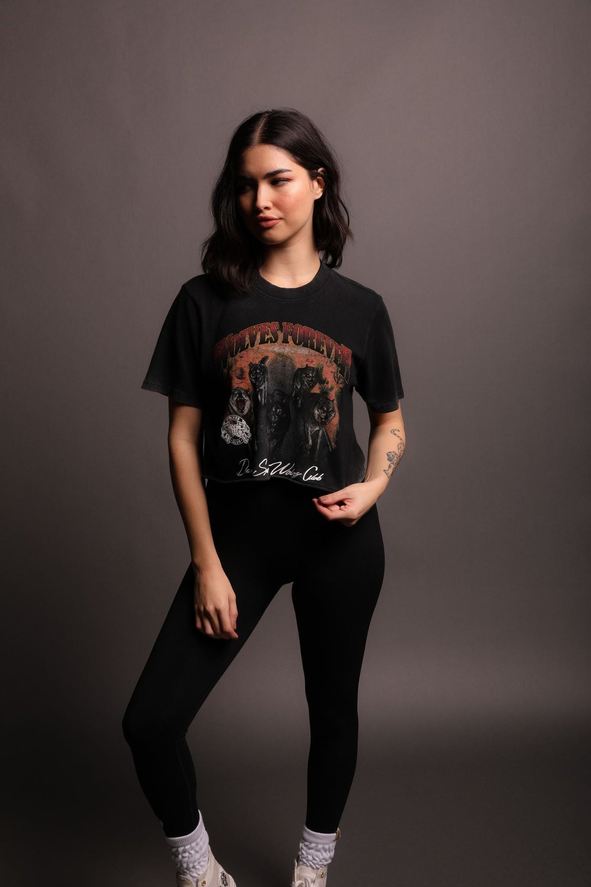 Run Free "Premium Vintage" (Cropped) Tee in Black - imagem 8