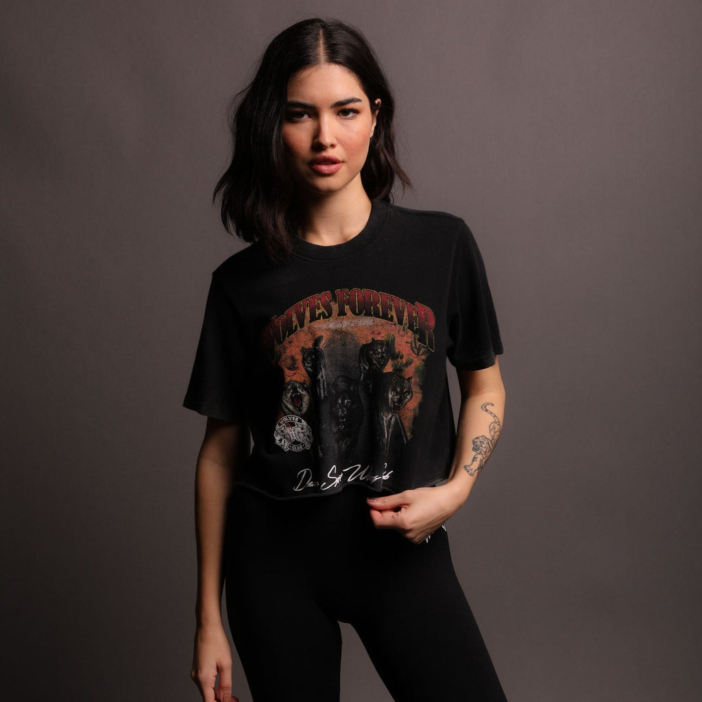 Run Free "Premium Vintage" (Cropped) Tee in Black - imagem 2