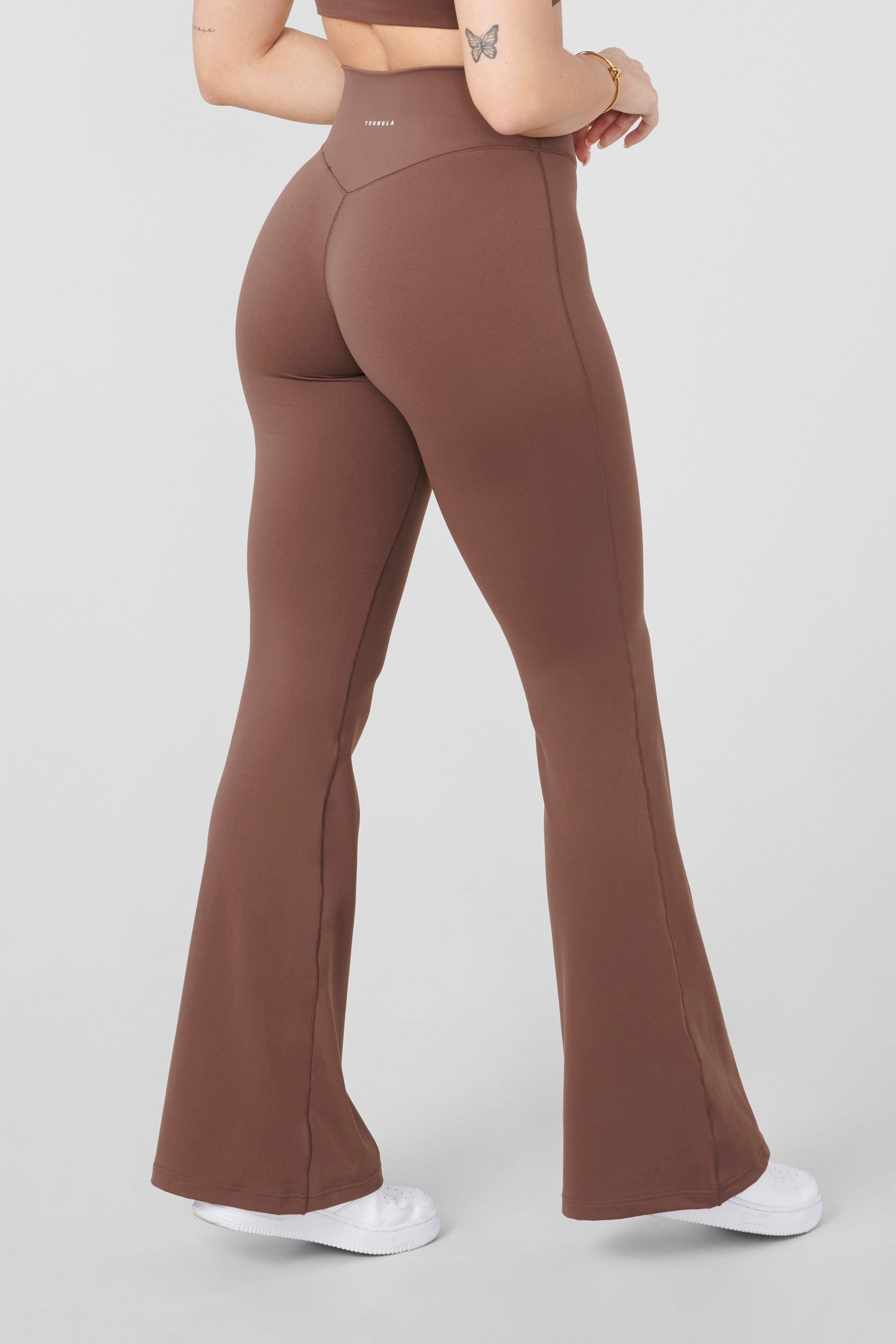 W215 Vital Flare Pants — imagem 6
